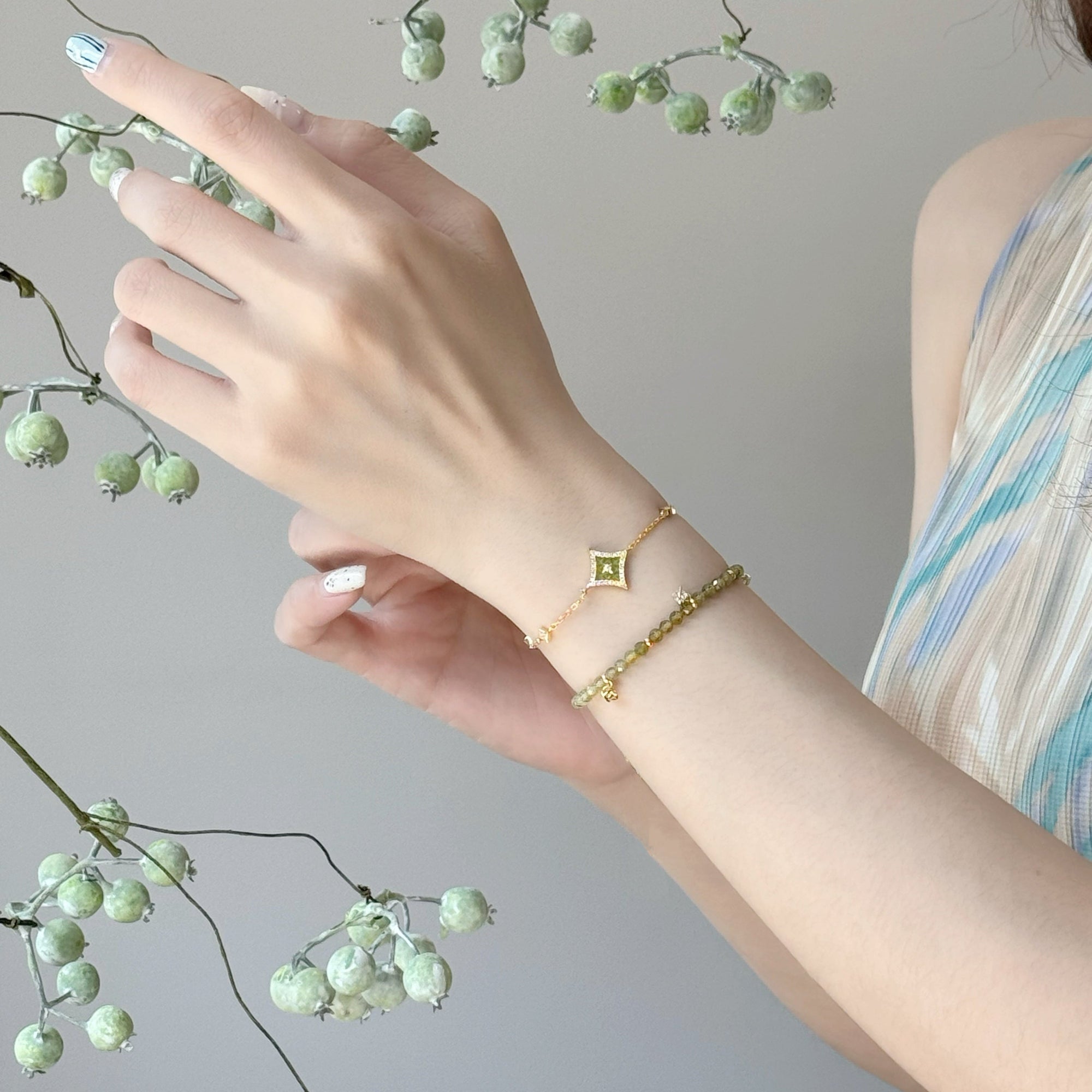 New Heliocentric Green Garnet Bracelet(Shipping from July 27th)